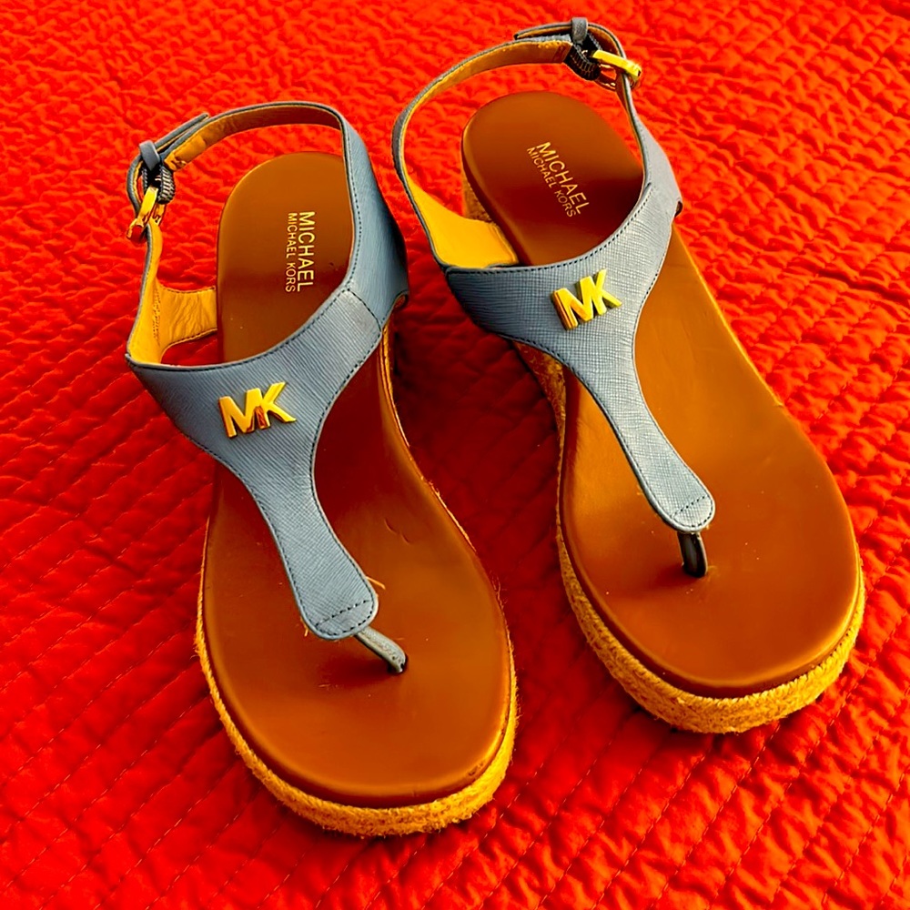 MICHAEL KORS Blue Thong Wedged Sandals